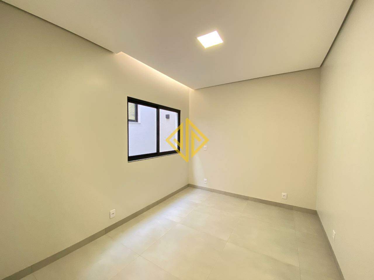 Casa, 3 quartos, 184 m² - Foto 4