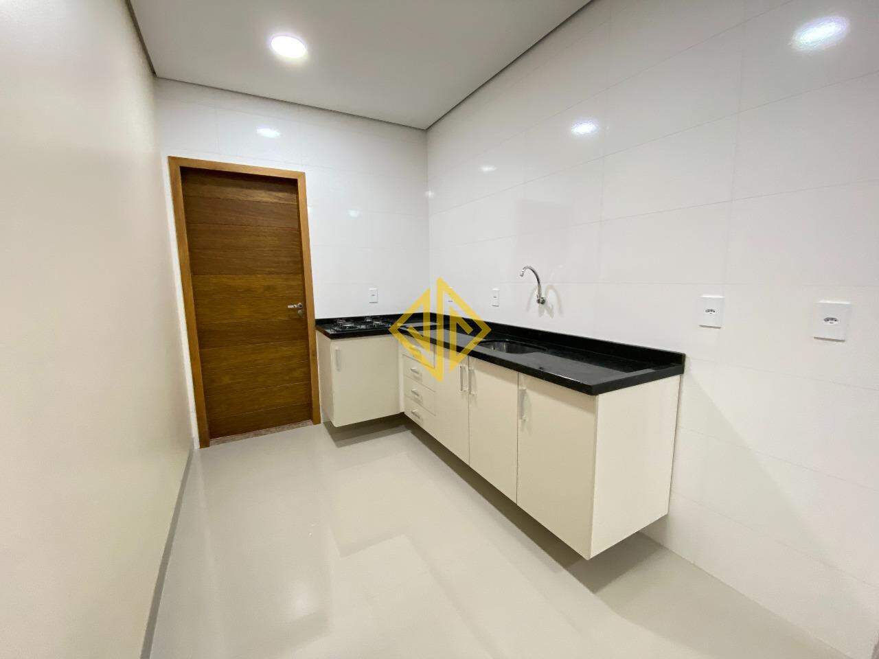 Apartamento para alugar com 2 quartos, 70m² - Foto 3