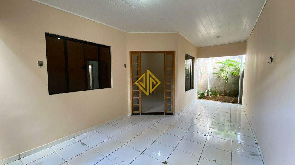 Casa para alugar com 2 quartos, 80m² - Foto 1