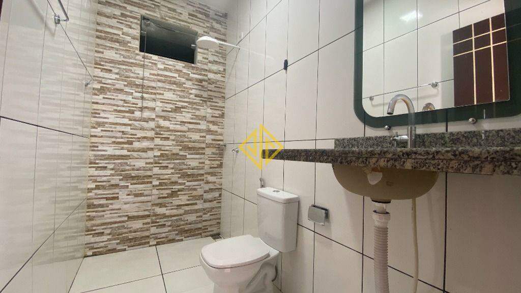 Casa para alugar com 3 quartos, 120m² - Foto 12