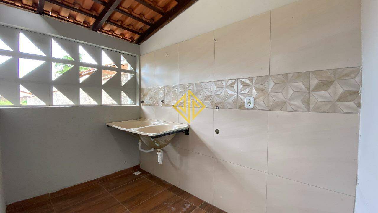 Casa à venda com 2 quartos, 82m² - Foto 7