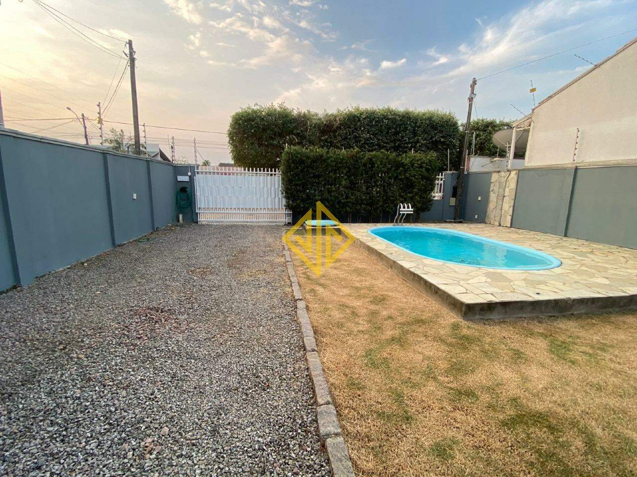 Casa para alugar com 2 quartos, 95m² - Foto 10