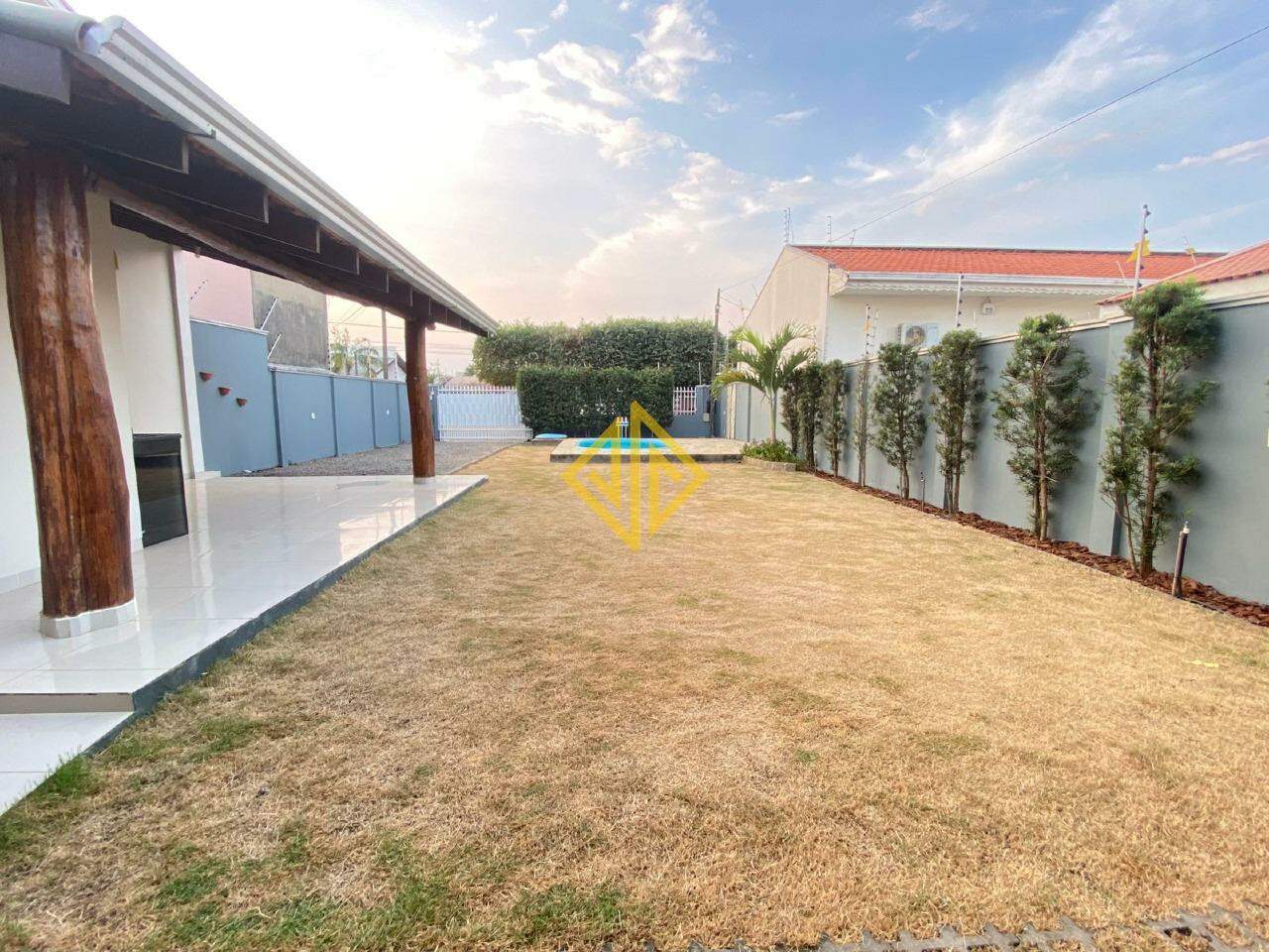 Casa para alugar com 2 quartos, 95m² - Foto 9