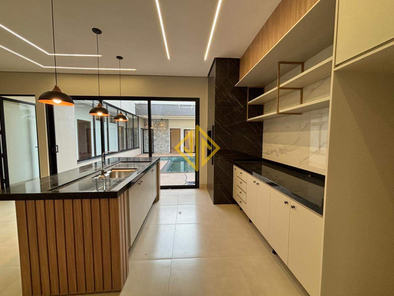 Casa à venda no Condomínio São Paulo: