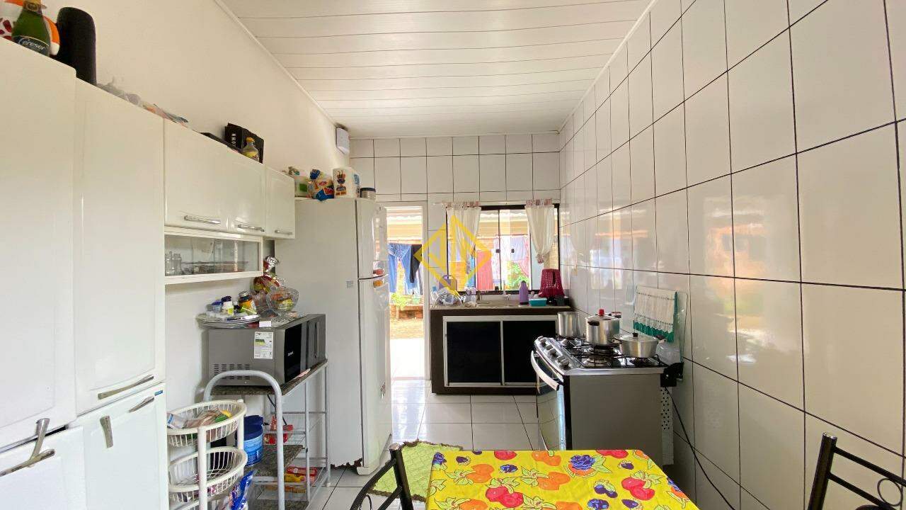 Casa à venda com 3 quartos, 150m² - Foto 8