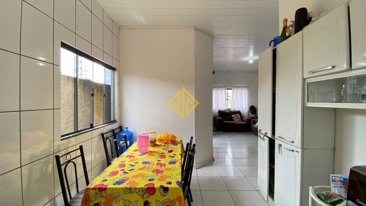 Casa à venda com 3 quartos, 150m² - Foto 9