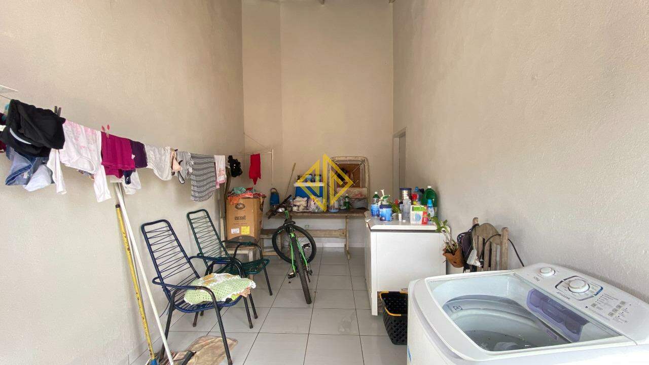 Casa à venda com 3 quartos, 150m² - Foto 10