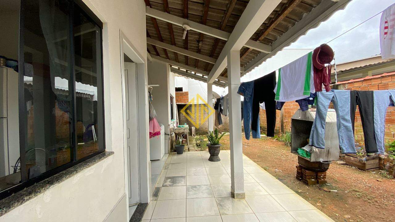 Casa à venda com 3 quartos, 150m² - Foto 11