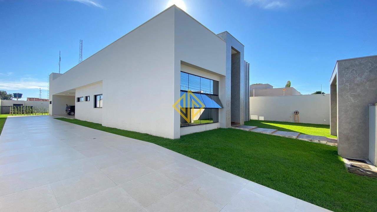 Casa à venda com 3 quartos, 328m² - Foto 3