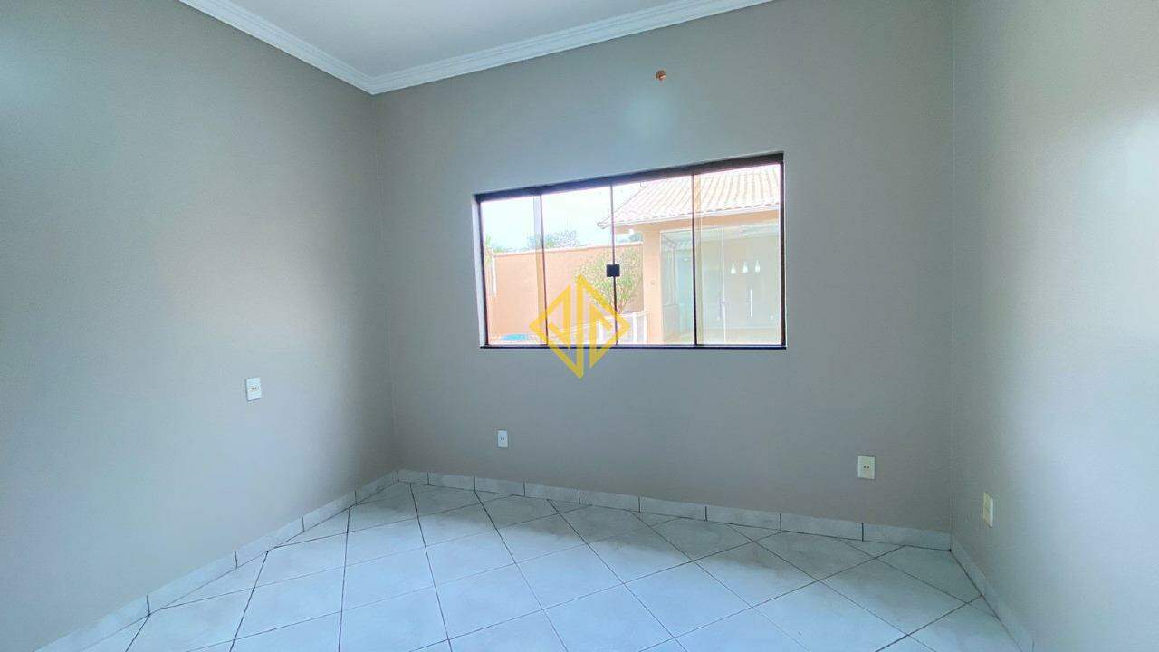 Casa à venda com 4 quartos, 180m² - Foto 5