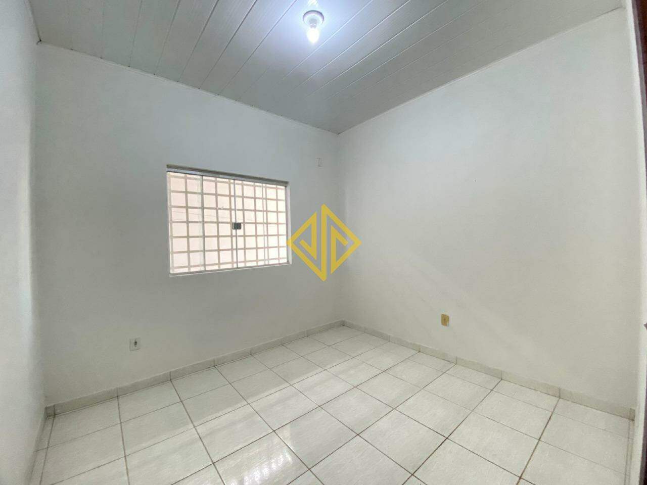 Casa para alugar com 2 quartos, 70m² - Foto 7