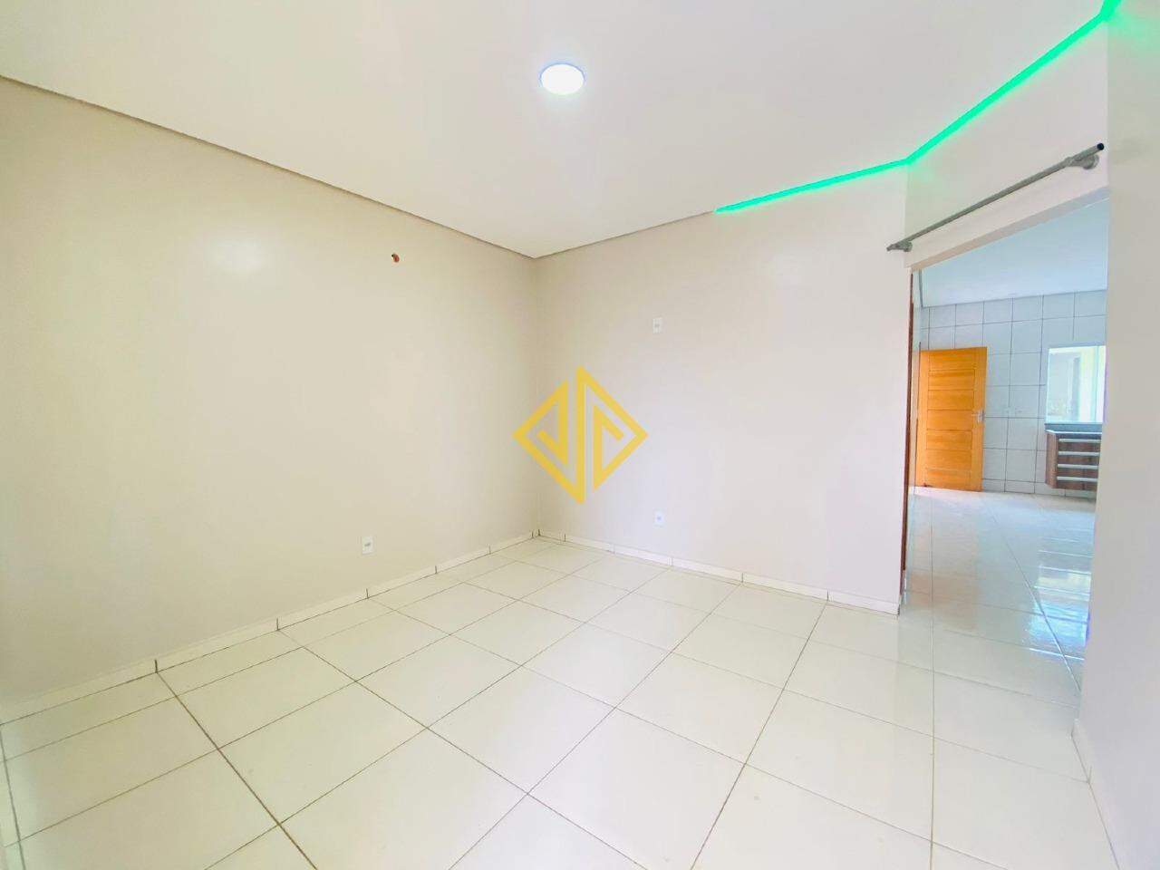 Casa para alugar com 2 quartos, 149m² - Foto 2