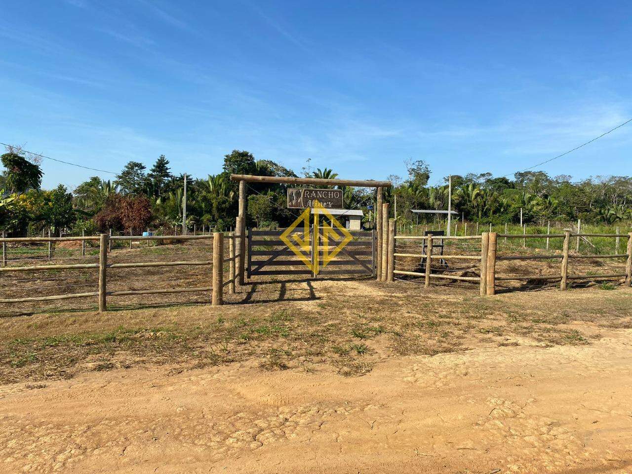 Fazenda à venda, 80m² - Foto 1