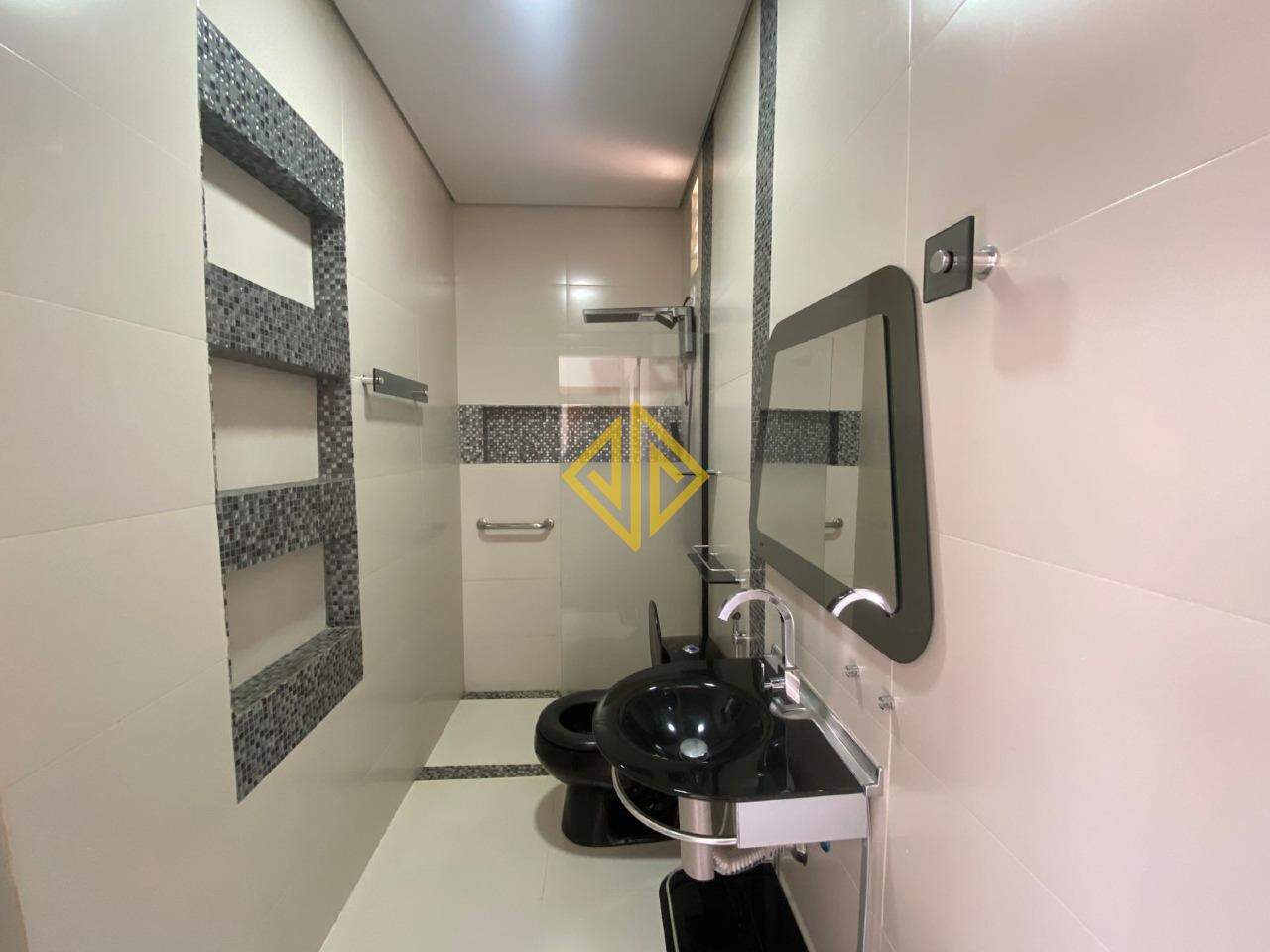 Casa para alugar com 2 quartos, 150m² - Foto 6