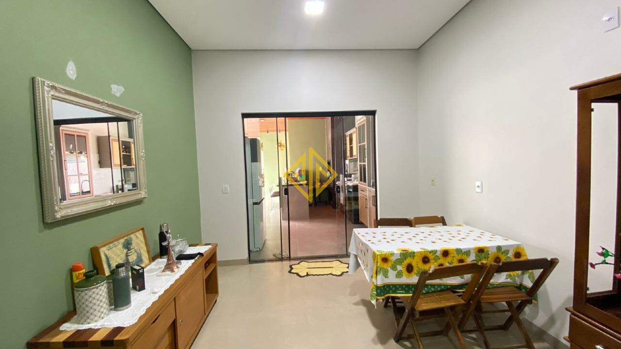 Casa à venda com 3 quartos, 170m² - Foto 9