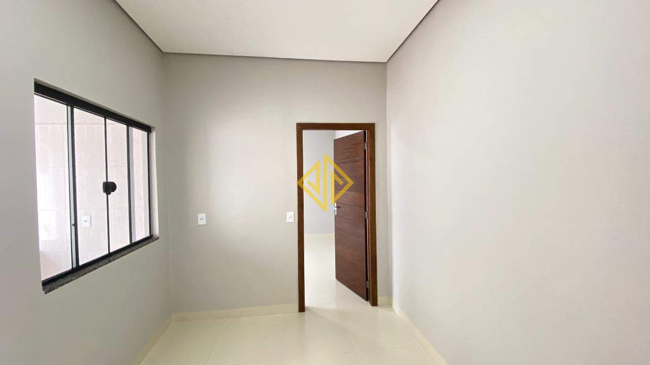 Casa à venda com 2 quartos, 103m² - Foto 8