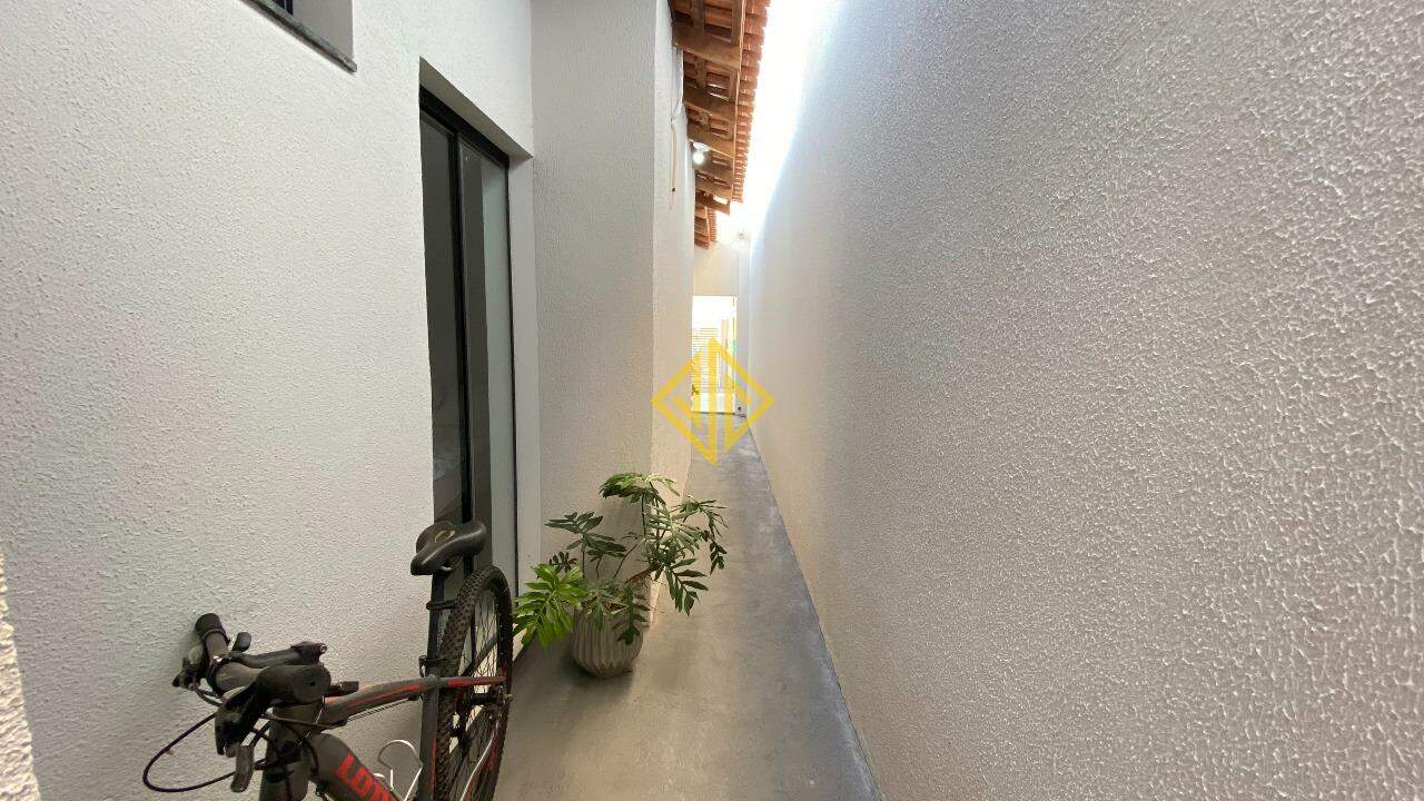 Casa à venda com 3 quartos, 106m² - Foto 16