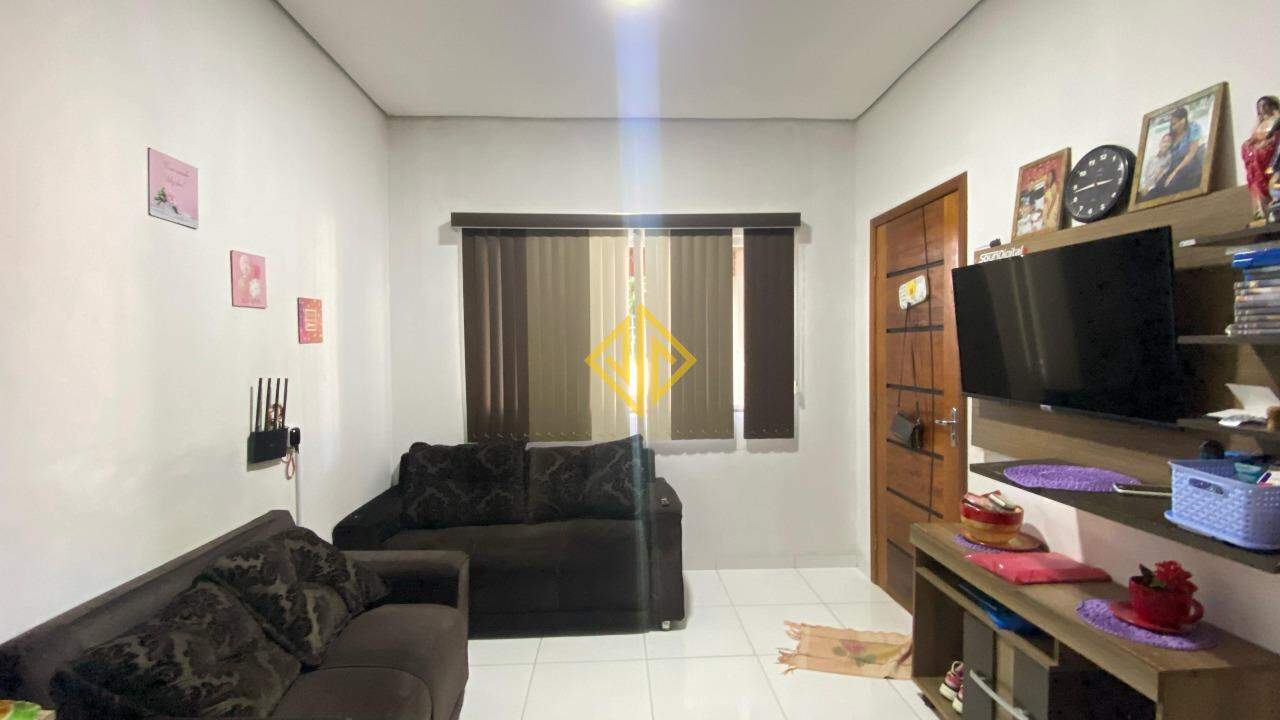 Casa à venda com 2 quartos, 93m² - Foto 2