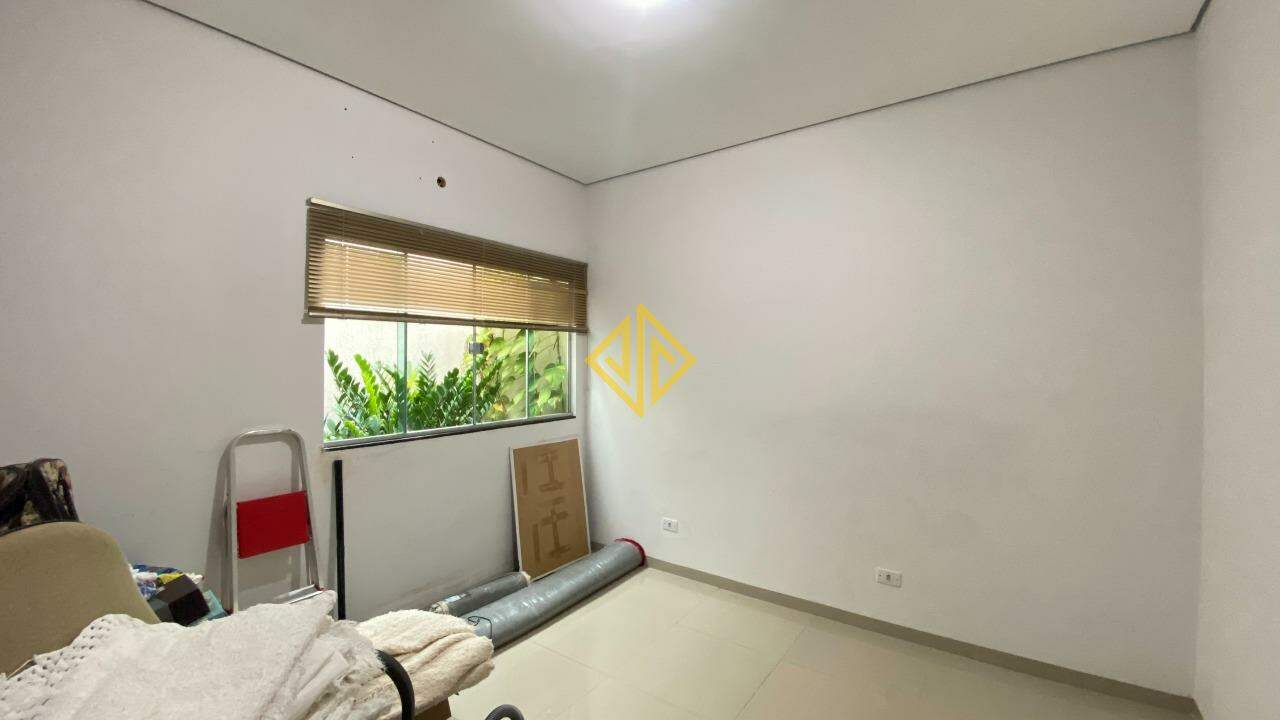 Casa à venda com 3 quartos, 110m² - Foto 6