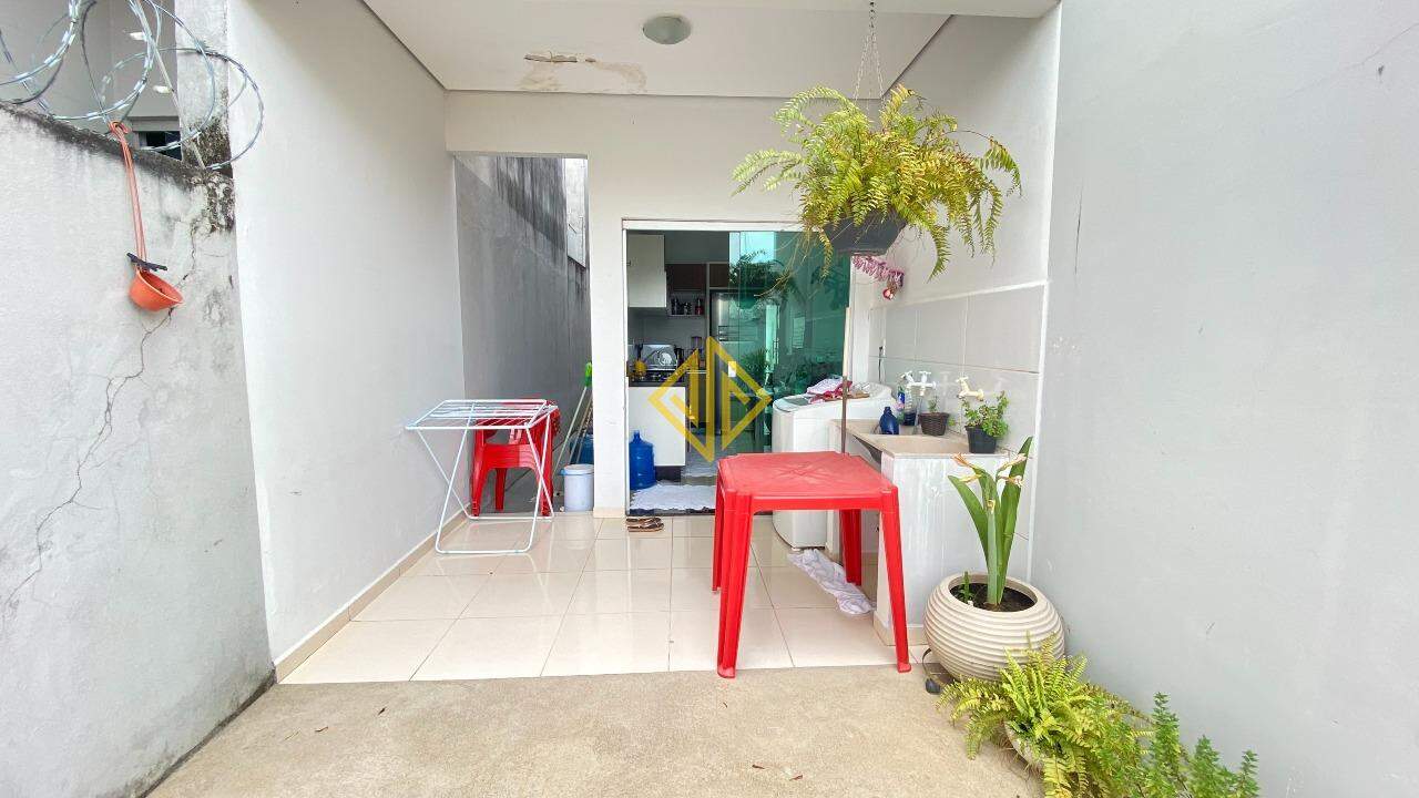 Casa à venda com 3 quartos, 110m² - Foto 12