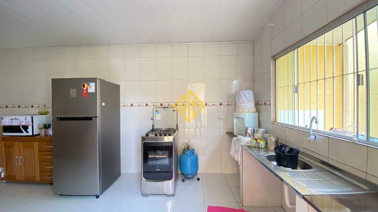 Casa à venda com 3 quartos, 185m² - Foto 12