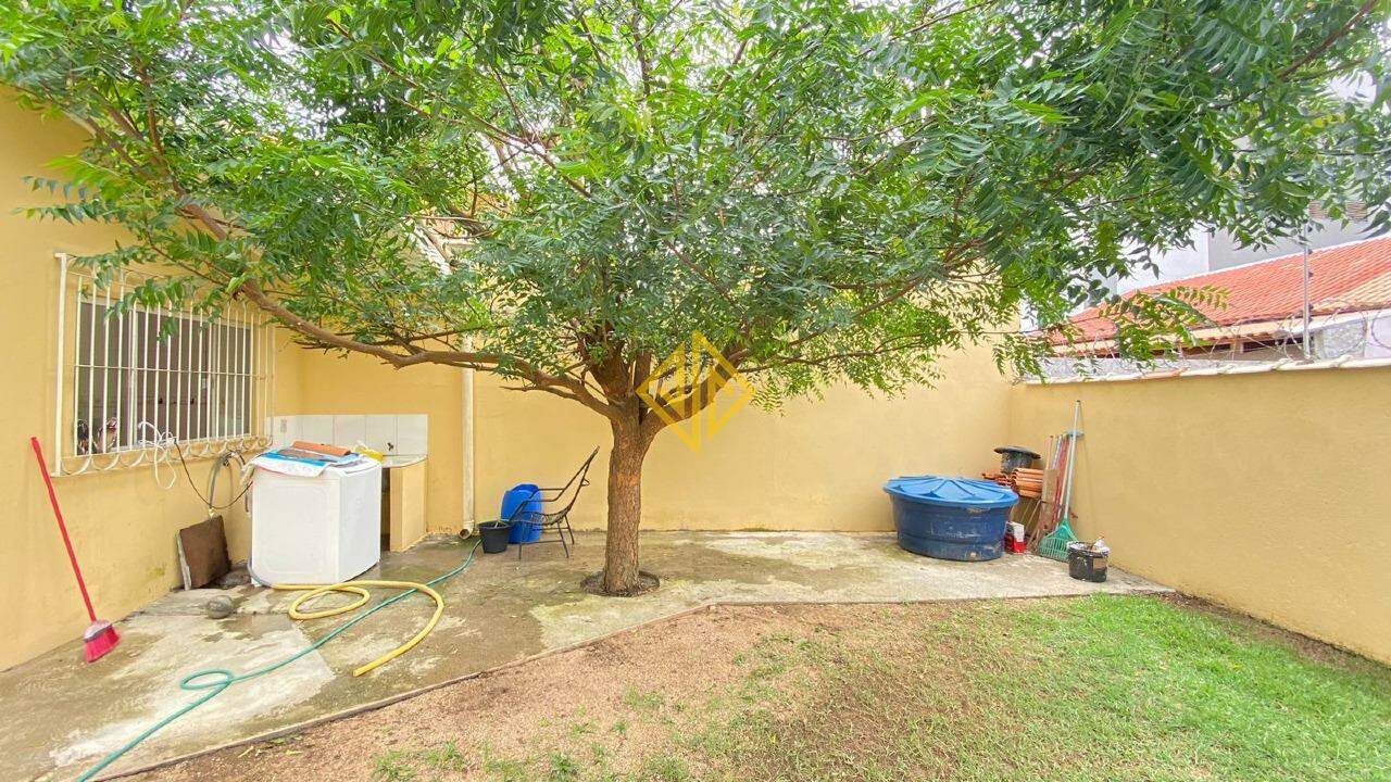 Casa à venda com 3 quartos, 185m² - Foto 13