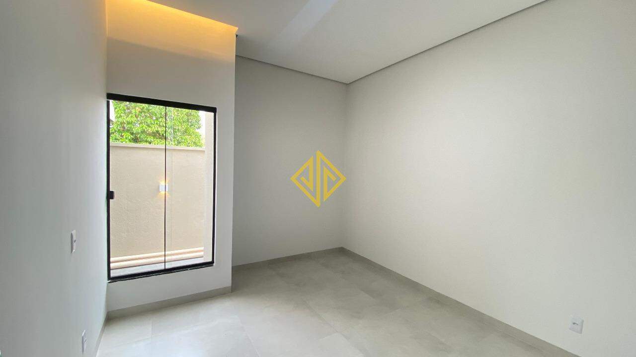 Casa à venda no BNH: 