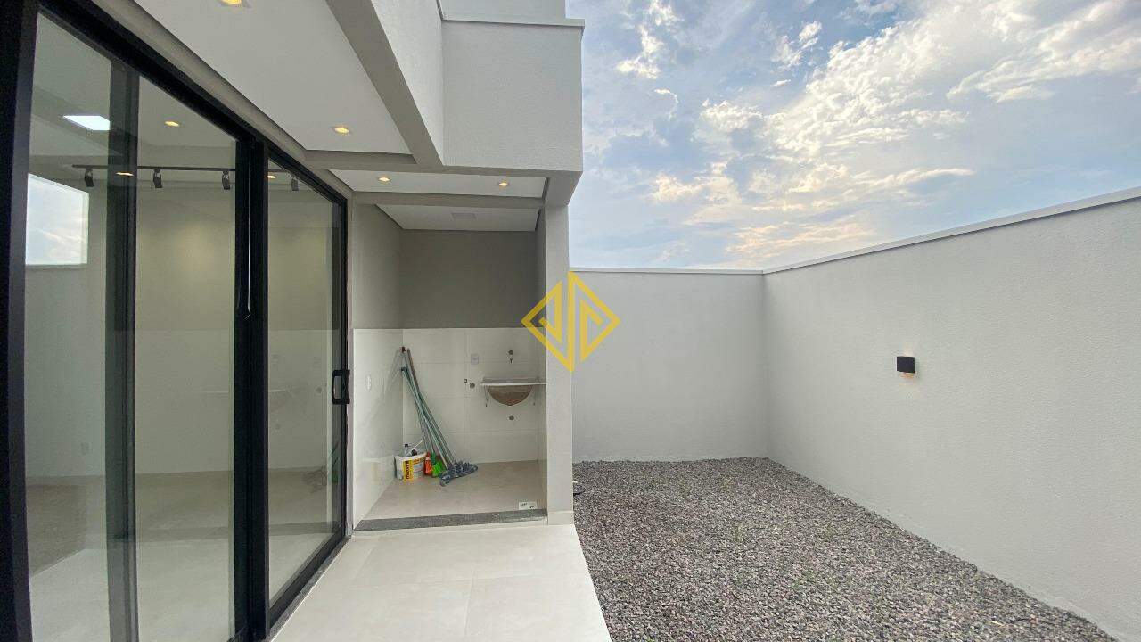 Casa à venda com 3 quartos, 118m² - Foto 12