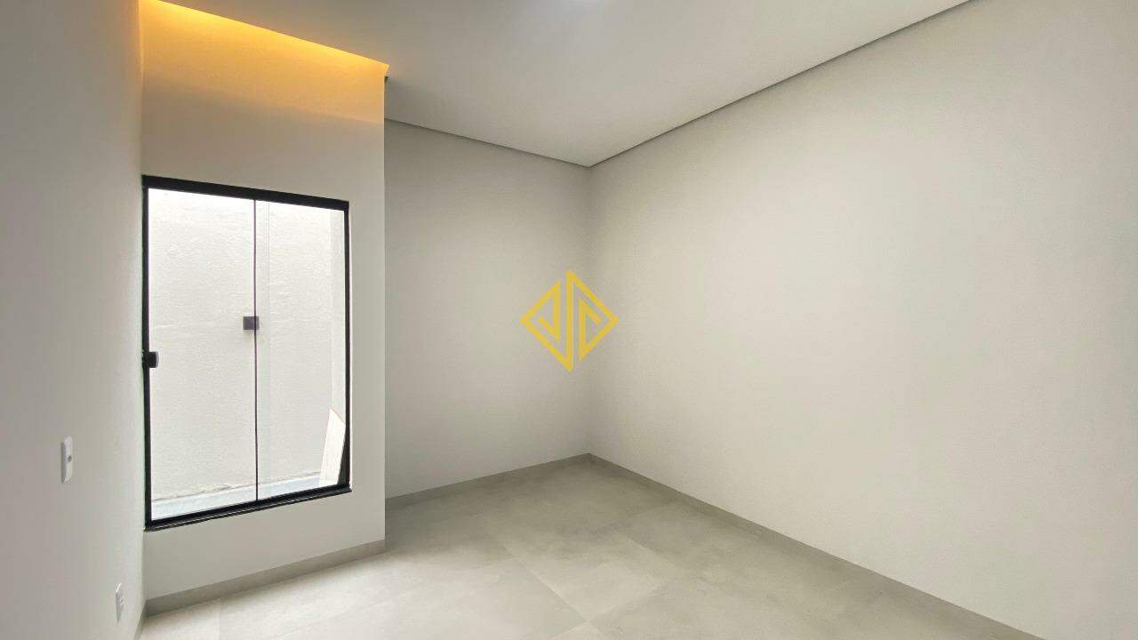 Casa à venda com 3 quartos, 118m² - Foto 8