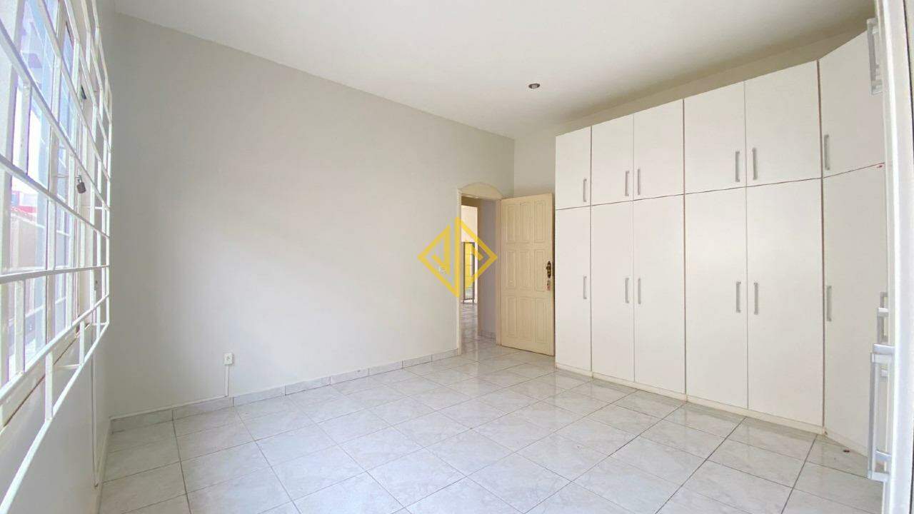 Casa, 2 quartos, 317 m² - Foto 8