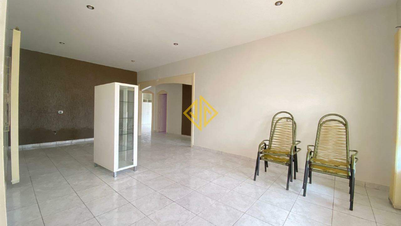 Casa, 2 quartos, 317 m² - Foto 2