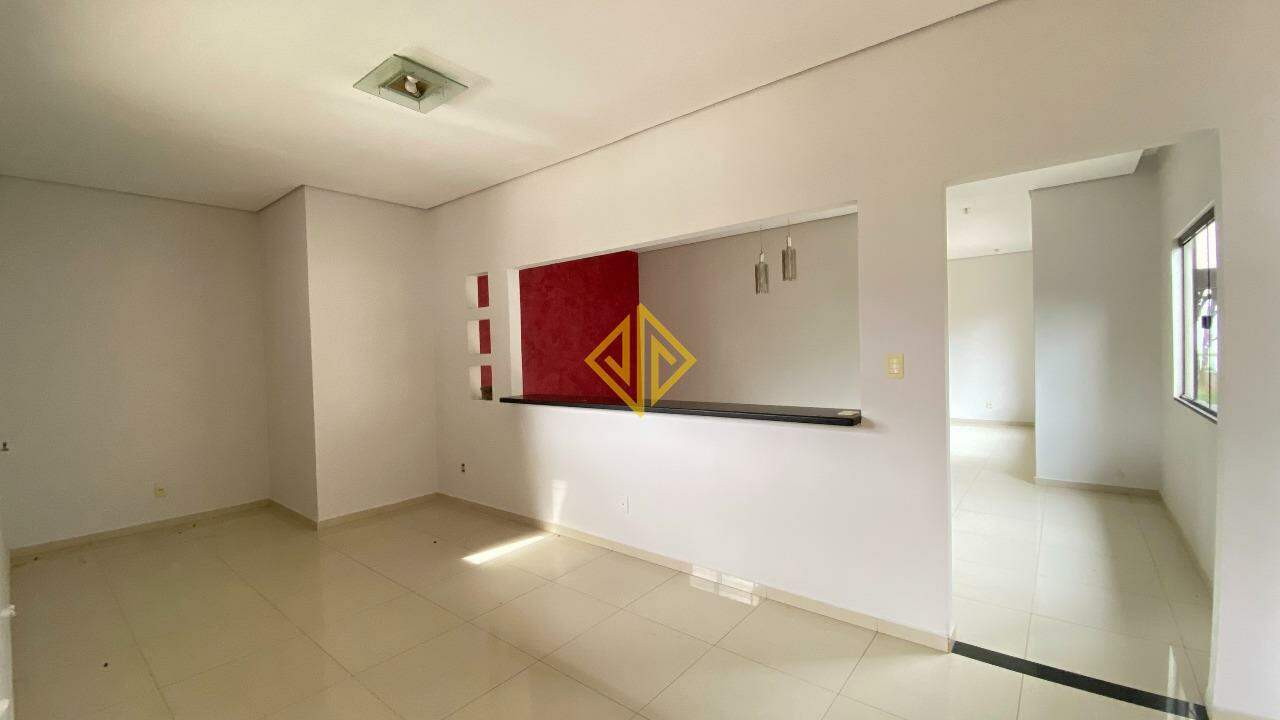 Casa à venda com 3 quartos, 222m² - Foto 13