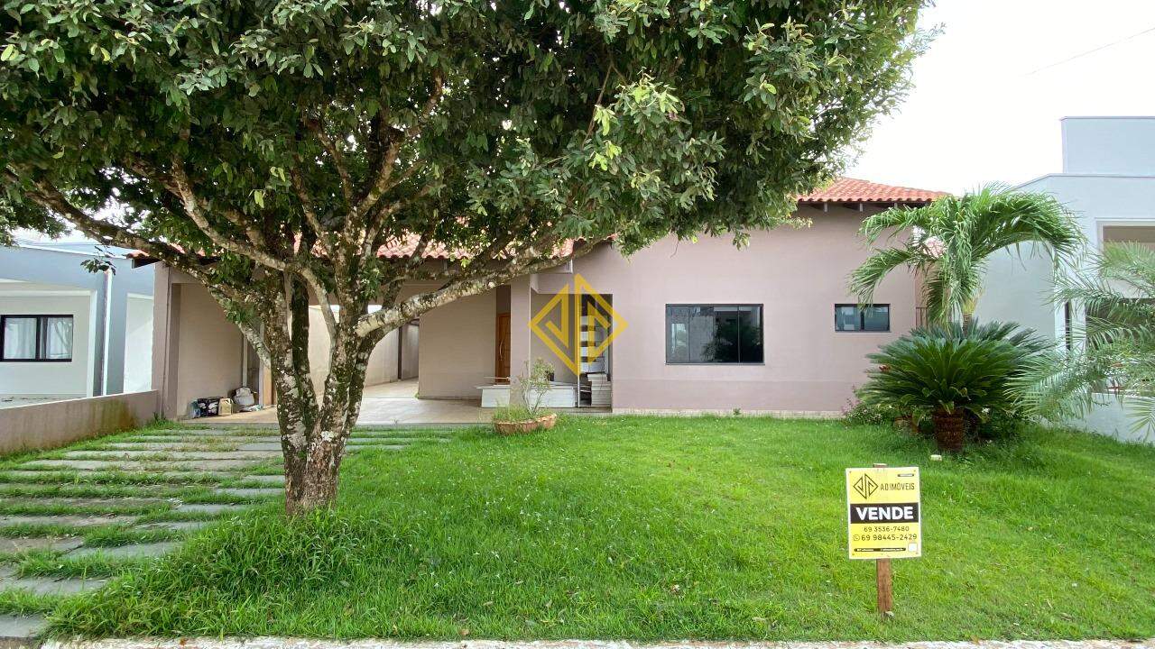 Casa à venda com 3 quartos, 222m² - Foto 2