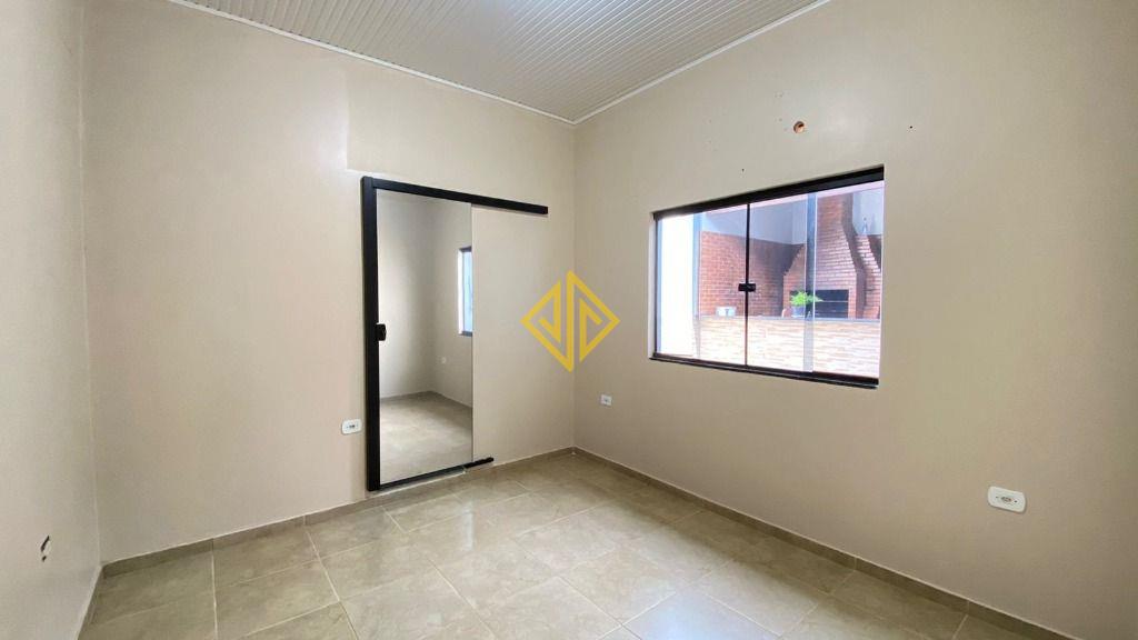 Casa à venda com 3 quartos, 186m² - Foto 9