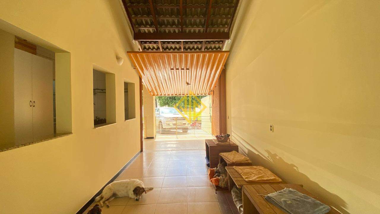 Casa à venda com 4 quartos, 202m² - Foto 22