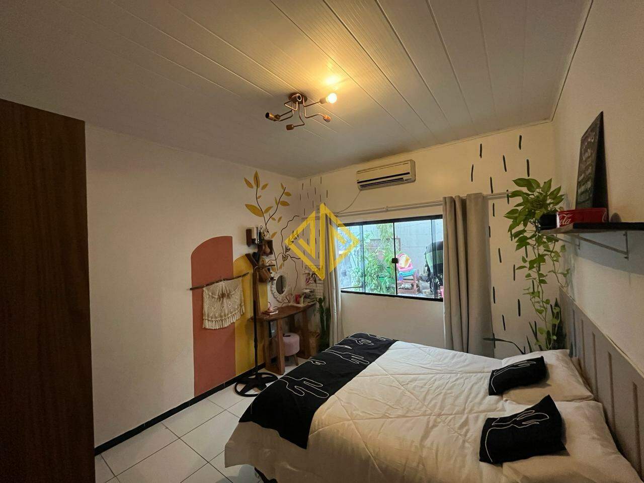 Casa à venda com 2 quartos, 70m² - Foto 7