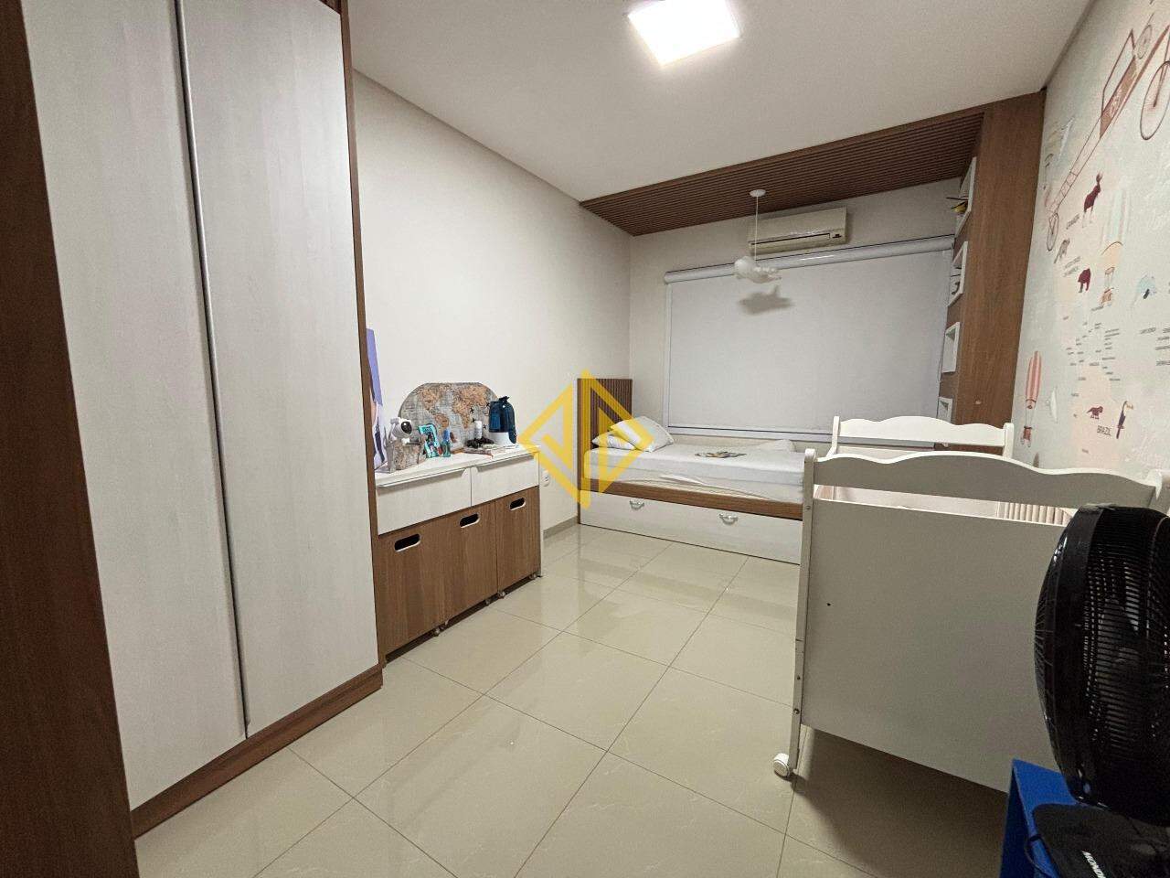 Casa à venda no Setor 03: 