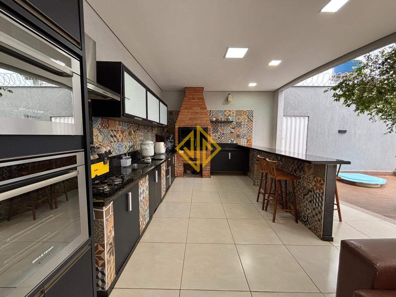 Casa à venda no Setor 03: 