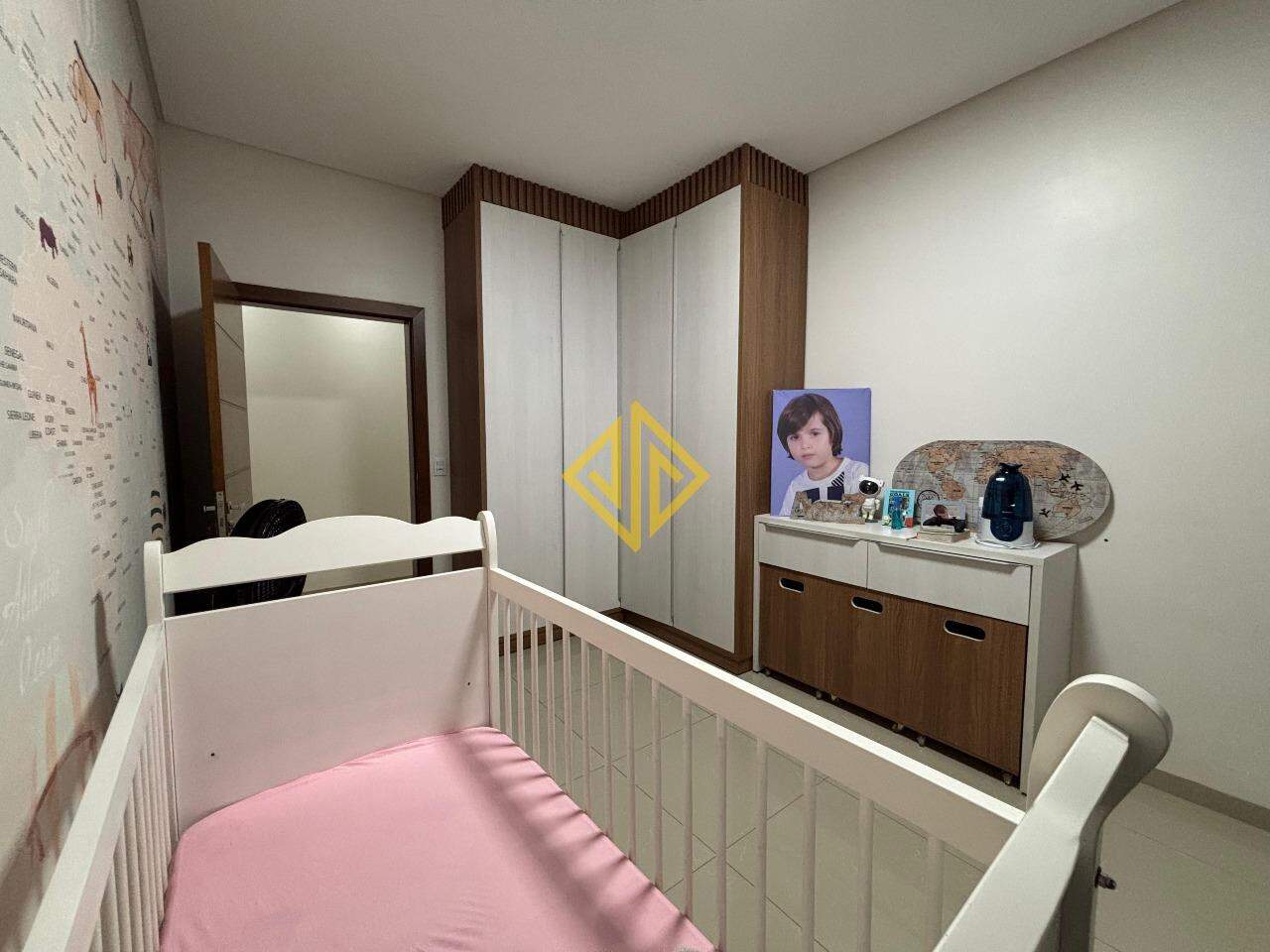 Casa à venda no Setor 03: 