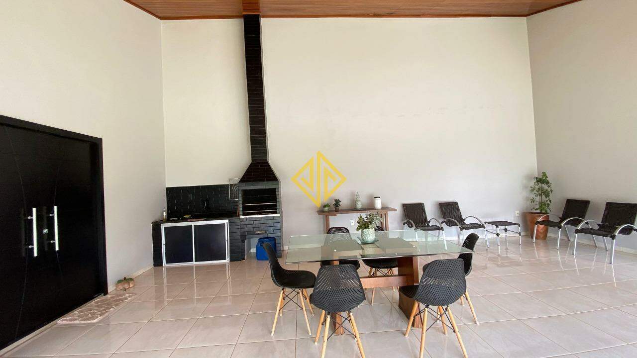 Casa à venda com 3 quartos, 316m² - Foto 24