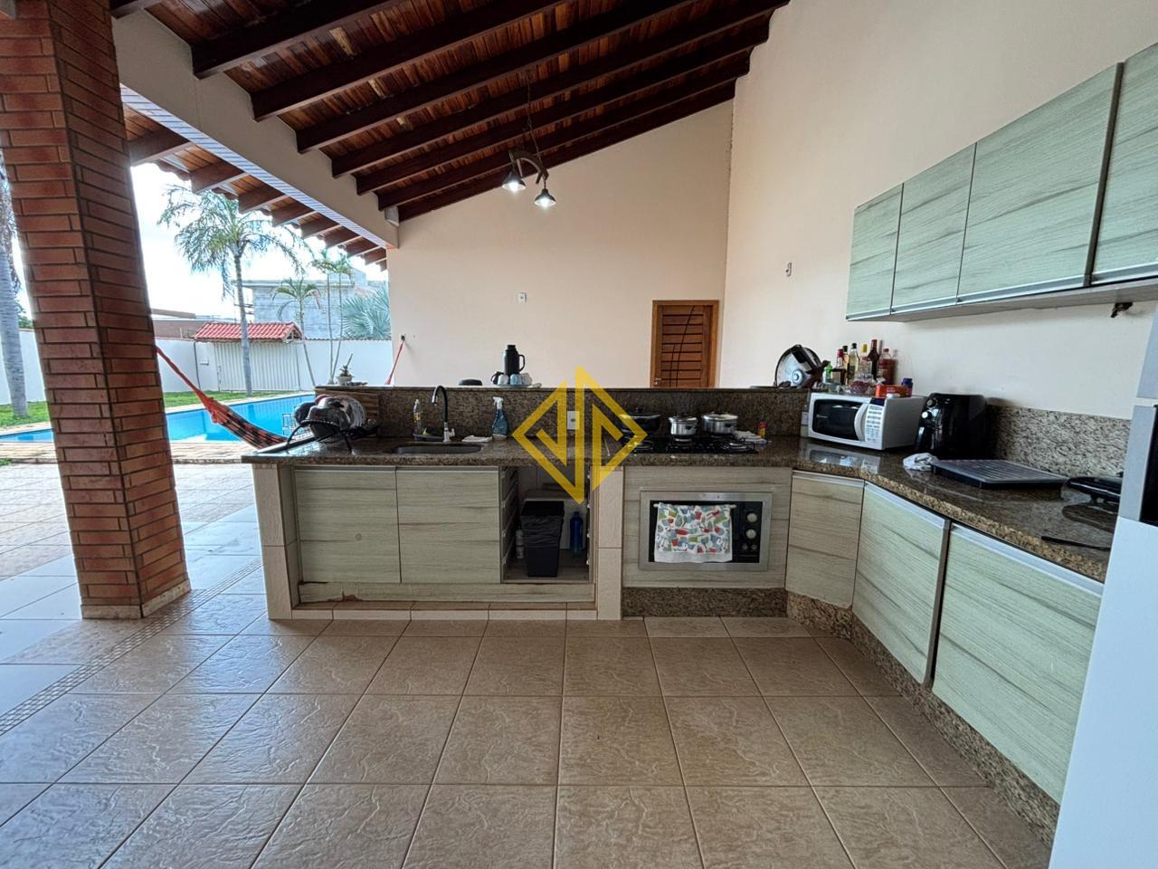 Casa, 4 quartos, 298 m² - Foto 3