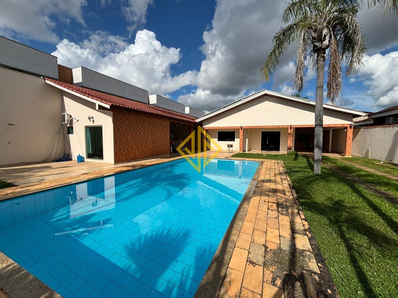 Casa, 4 quartos, 298 m² - Foto 1