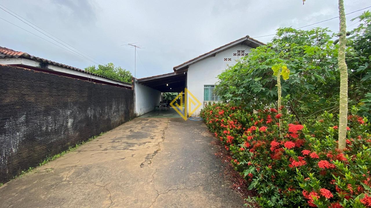 Casa à venda no Setor 01: 