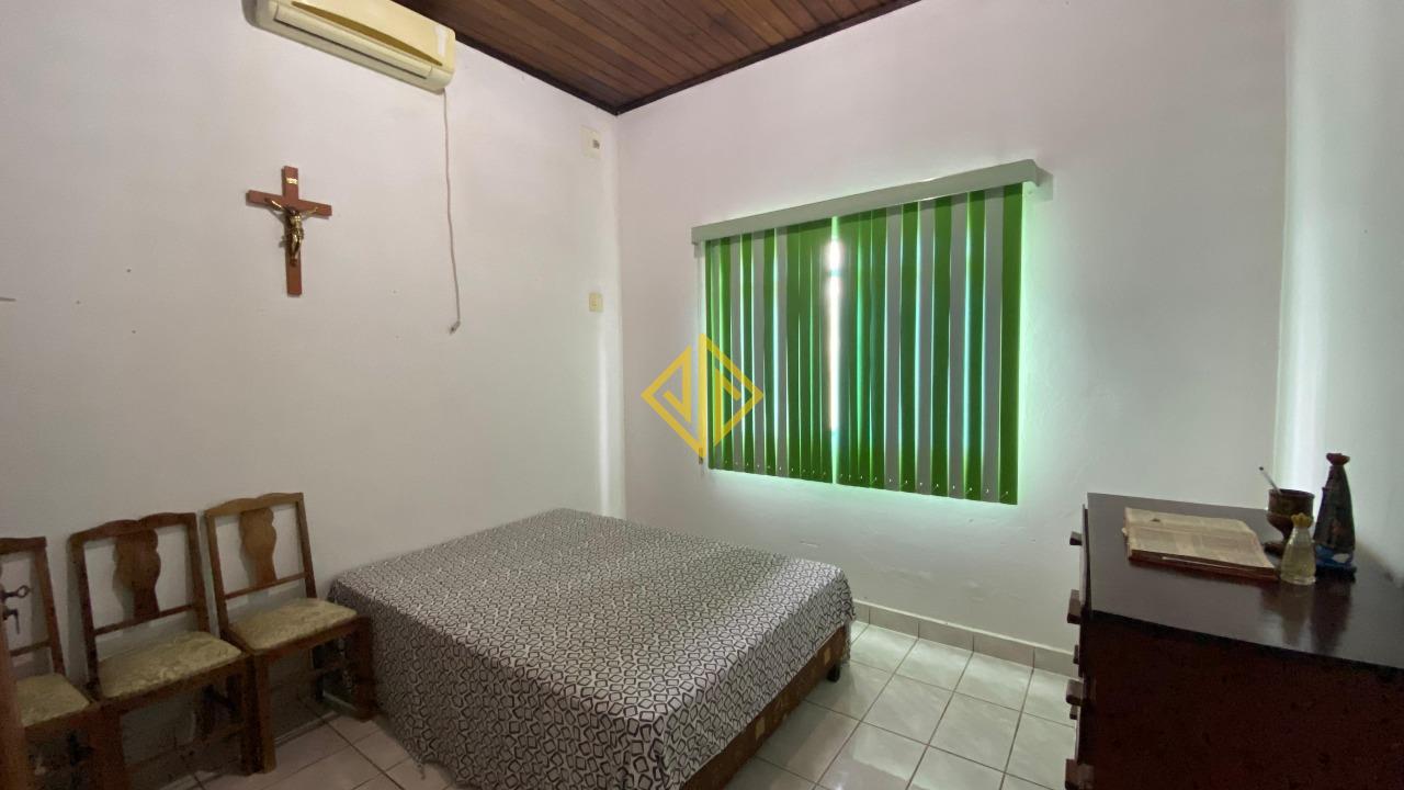 Casa à venda no Setor 01: 