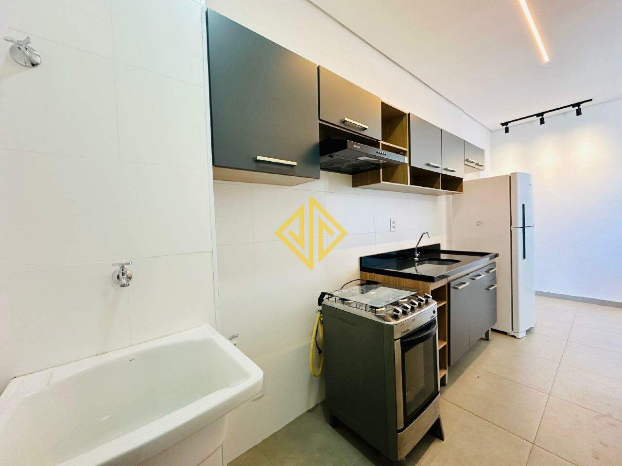 Apartamento para alugar com 2 quartos, 63m² - Foto 5