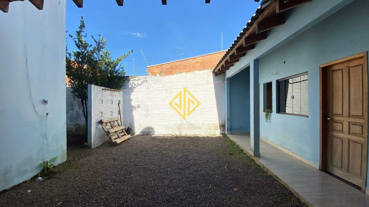 Casa à venda com 4 quartos, 211m² - Foto 10