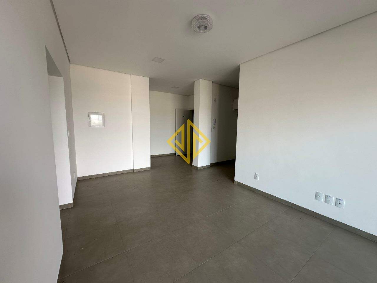 Apartamento para aluguel no Setor 01: 