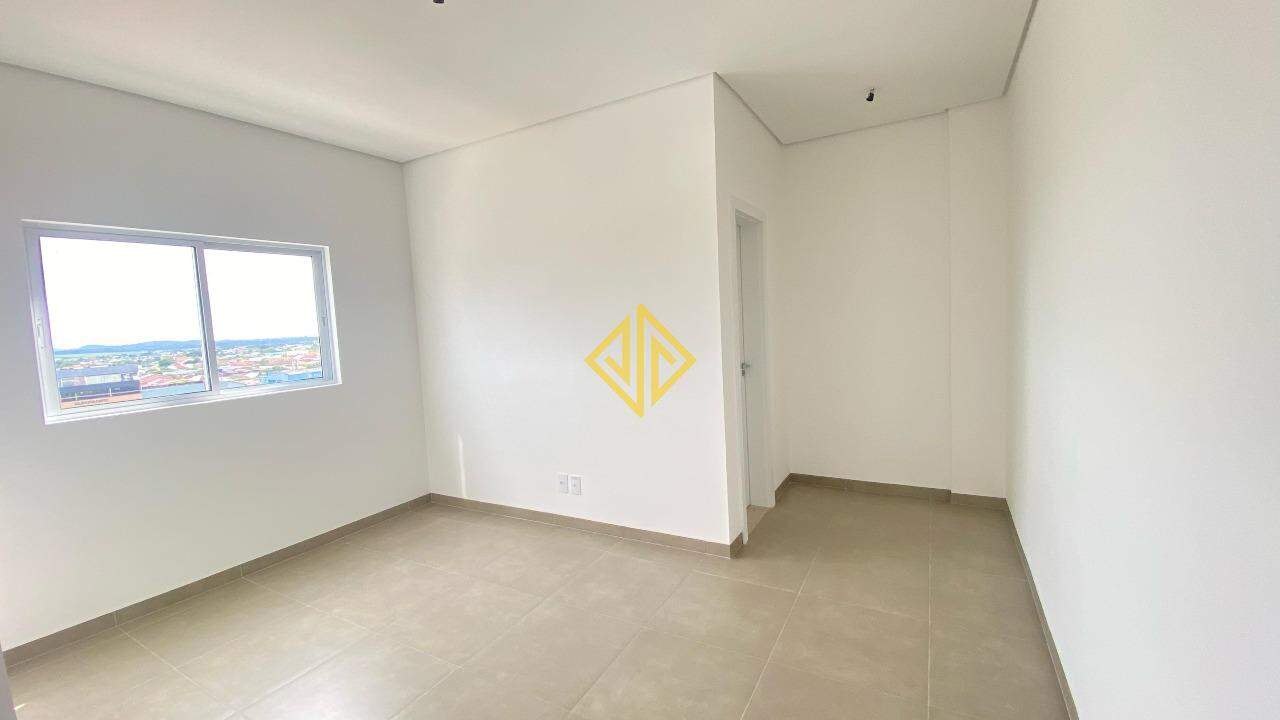 Apartamento para alugar com 2 quartos, 88m² - Foto 6