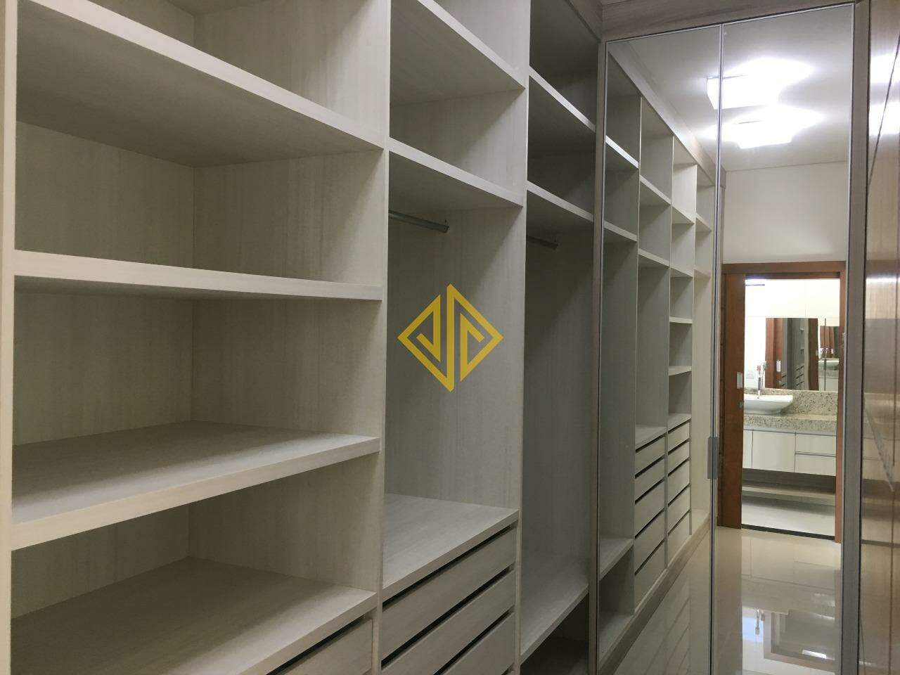 Casa para aluguel no Setor Institucional: 
