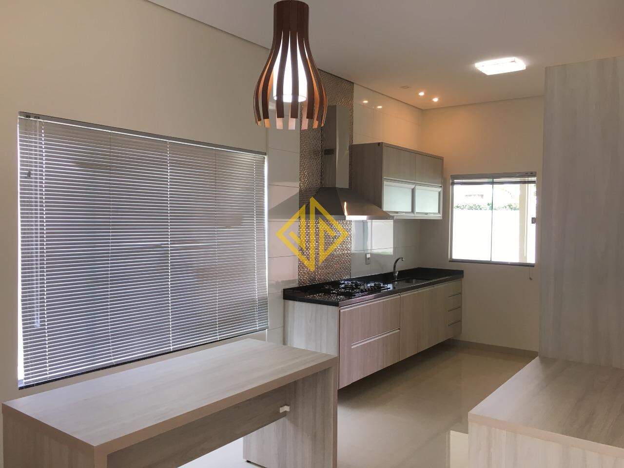 Casa para aluguel no Setor Institucional: 